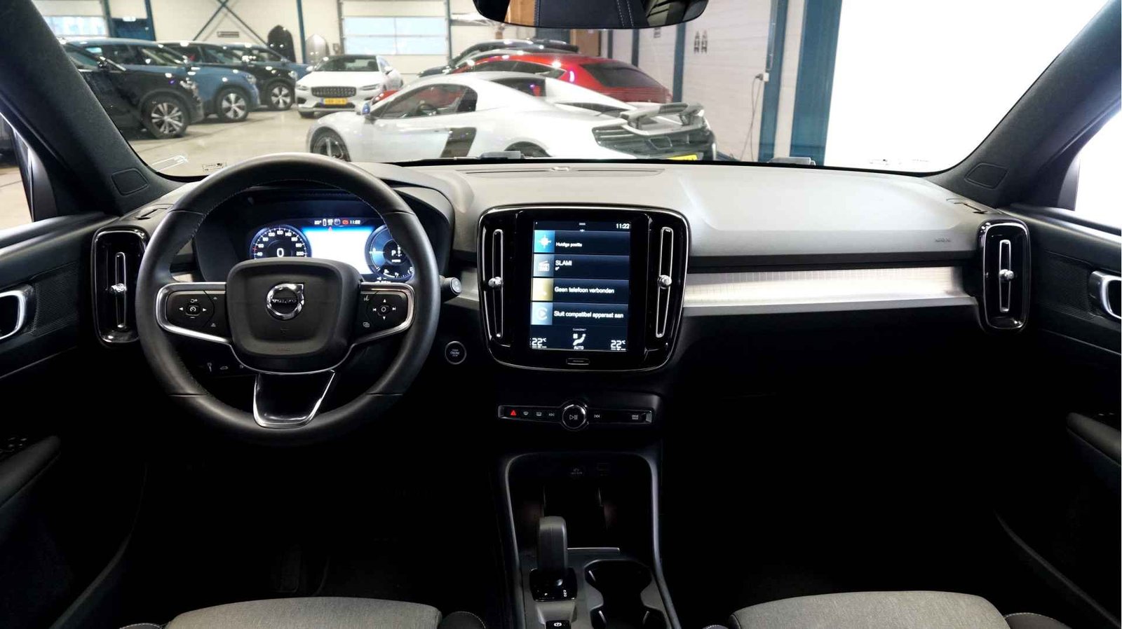 2022 Volvo XC40 1.5 T5 Plug-in Hybrid 262HP DCT7 FACELIFT - Image 14